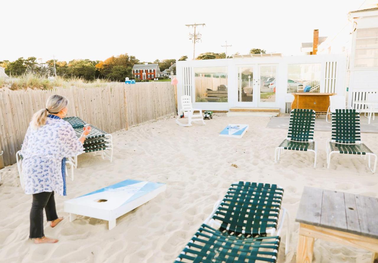 By The Sea Guests Bed & Breakfast And Suites Dennisport Buitenkant foto