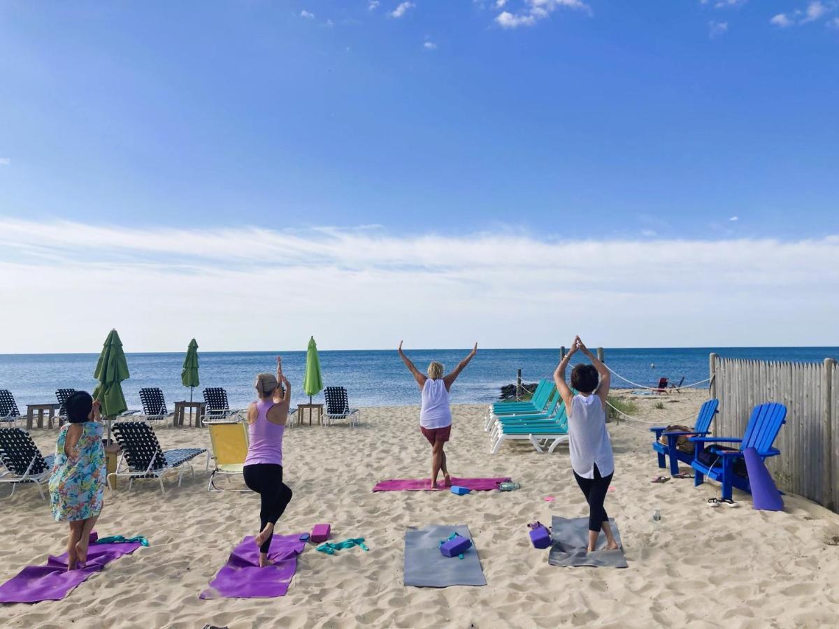 By The Sea Guests Bed & Breakfast And Suites Dennisport Buitenkant foto