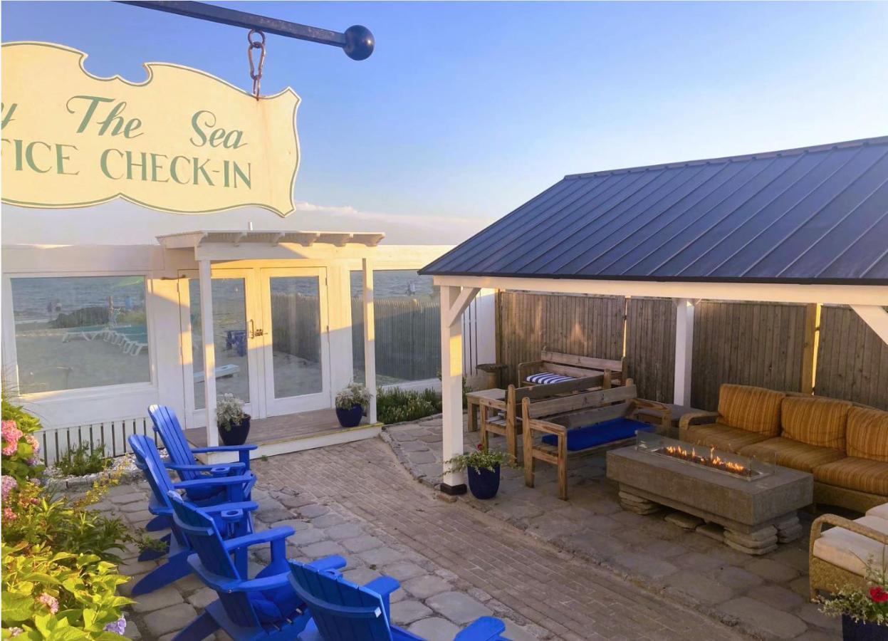 By The Sea Guests Bed & Breakfast And Suites Dennisport Buitenkant foto