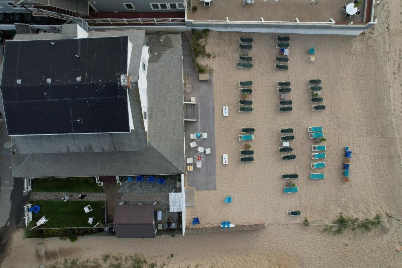 By The Sea Guests Bed & Breakfast And Suites Dennisport Buitenkant foto