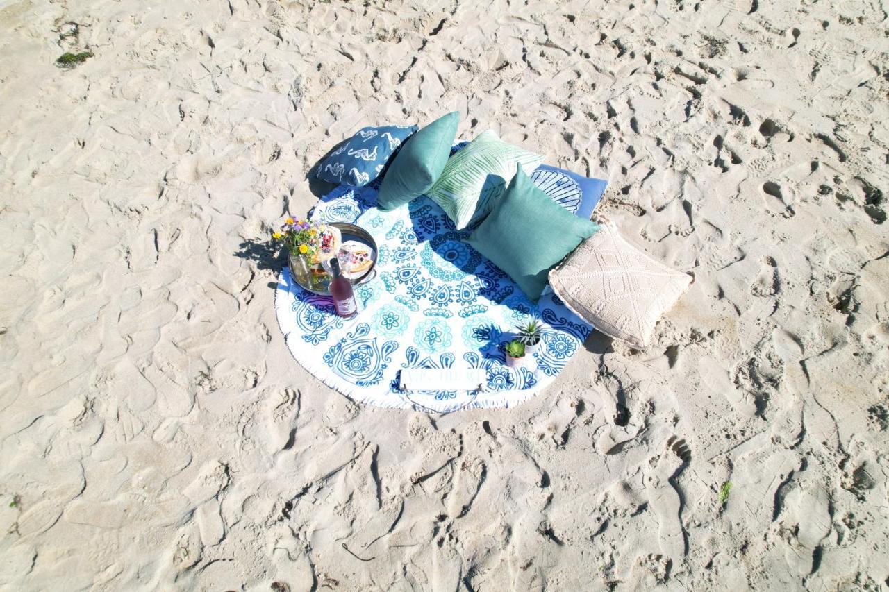 By The Sea Guests Bed & Breakfast And Suites Dennisport Buitenkant foto