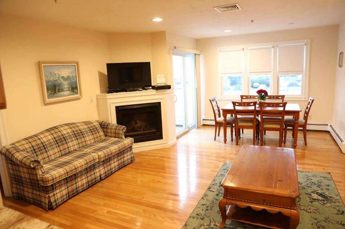 By The Sea Guests Bed & Breakfast And Suites Dennisport Kamer foto
